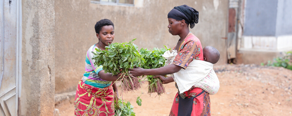 greenland alliance women selling food on streets